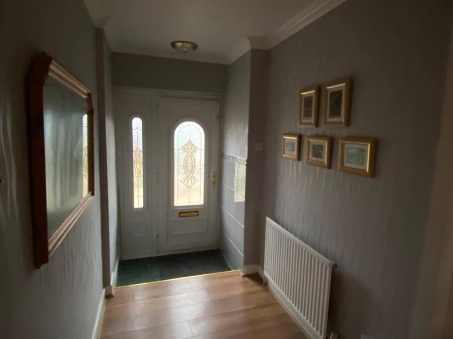 Quiet Secluded Two Bedroom Bungalow With Parking Cleveleys Zewnętrze zdjęcie